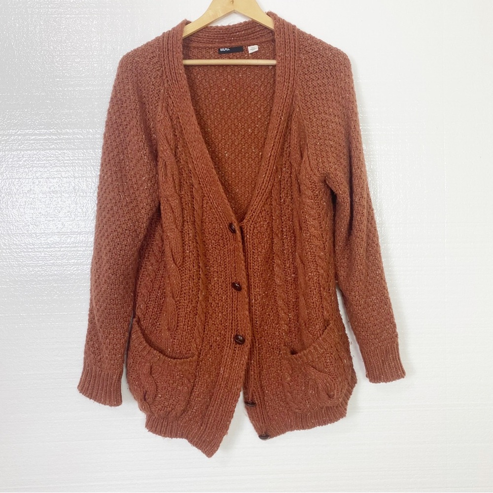 BDG  Cardigan Sweater Cable Knit Maroon Orange  Oversized Pockets Medium